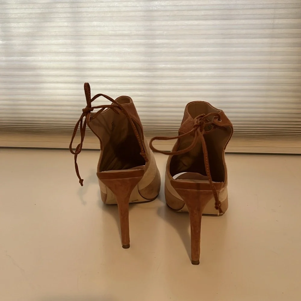 BCBGeneration Meirin Suede striped heels  size 8M / 38  brown cream tan